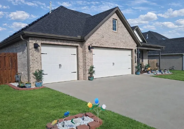 Photo 3 of Single family home for sale at 2109 Abbott Ln, Pea Ridge, AR 72751 | MLS# 1337739 | Listing updated on 2026-09-02