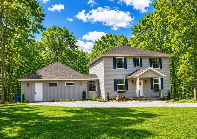 Photo 2 of Single family home for sale at 109 Se 11th Avenue, Gravette, AR 72736 | MLS# 1338294 | Listing updated on 2026-09-03