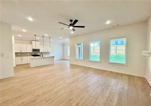 Photo 2 of Single family home for sale at 6000 Sw Omaha Ave, Bentonville, AR 72713 | MLS# 1338415 | Listing updated on 2026-10-21