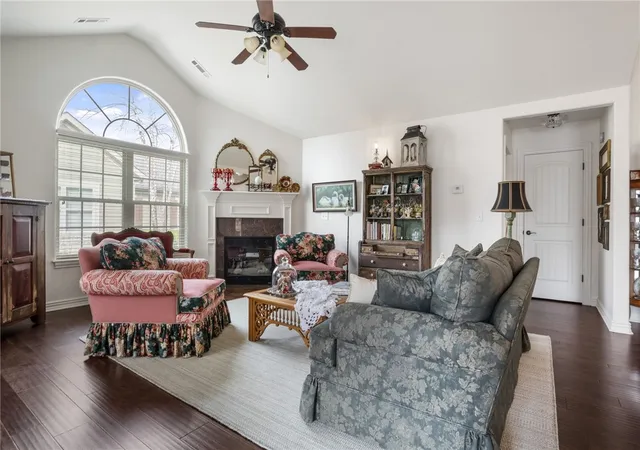 Photo 3 of Townhouse for sale at 1002 Sw Naphtali Blvd, Bentonville, AR 72713 | MLS# 1338734 | Listing updated on 2026-10-17