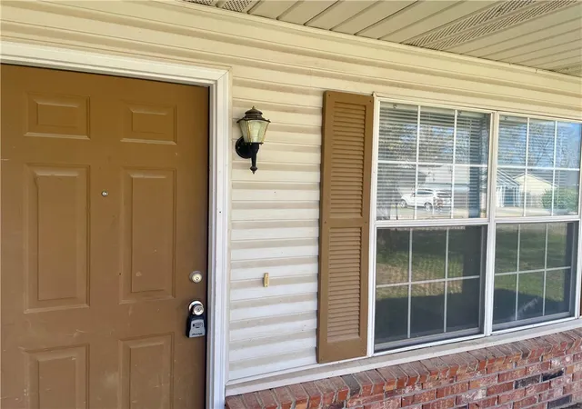 Photo 4 of Single family home for sale at 210 Parkcrest Dr, Bentonville, AR 72712 | MLS# 1339575 | Listing updated on 2026-09-02