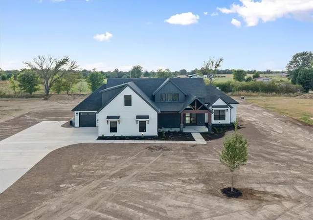 Photo 1 of Single family home for sale at 18901 Halle Rd, Fayetteville, AR 72704 | MLS# 1339718 | Listing updated on 2026-10-04