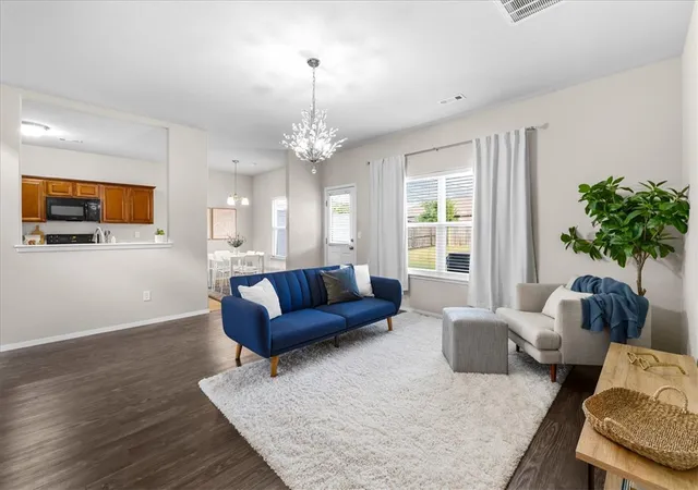 Photo 3 of Single family home for sale at 901 Loudon Dr, Bentonville, AR 72712 | MLS# 1340421 | Listing updated on 2026-10-20