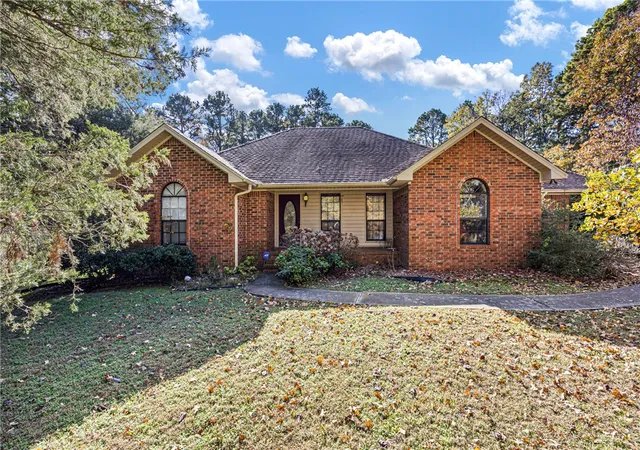 Photo 1 of Single family home for sale at 118 Forest Rd, Russellville, AR 72802 | MLS# 1340712 | Listing updated on 2026-09-06
