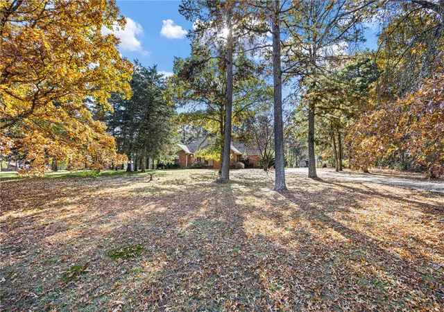 Photo 3 of Single family home for sale at 118 Forest Rd, Russellville, AR 72802 | MLS# 1340712 | Listing updated on 2026-09-06