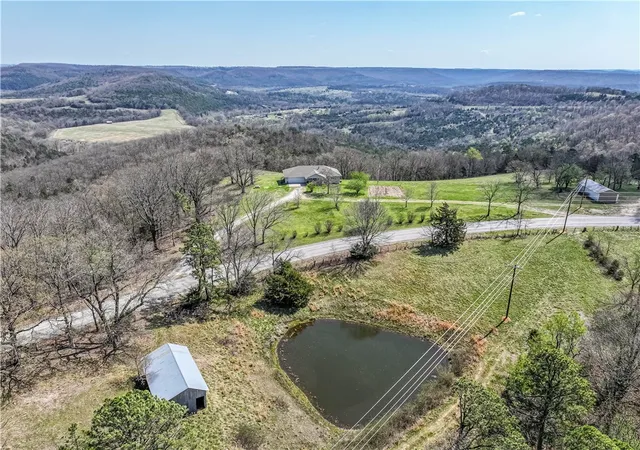 Photo 3 of Single family home for sale at 6390 County Rd 302, Eureka Springs, AR 72632 | MLS# 1341327 | Listing updated on 2026-09-01
