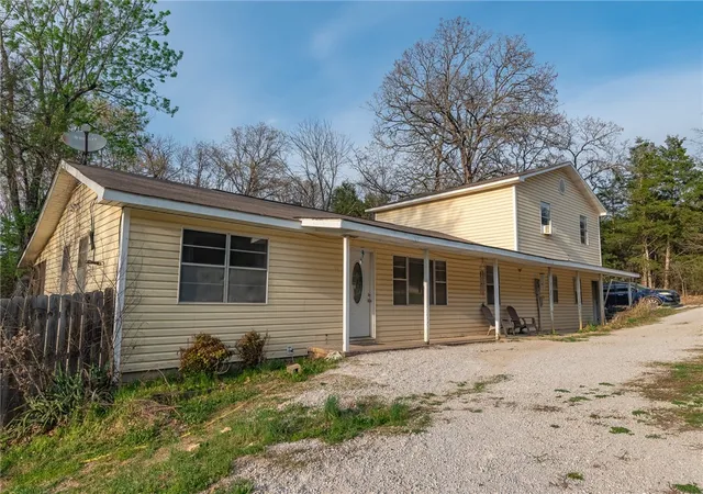 Photo 2 of Single family home for sale at 121 E Elm, Lead Hill, AR 72644 | MLS# 1341359 | Listing updated on 2026-08-31