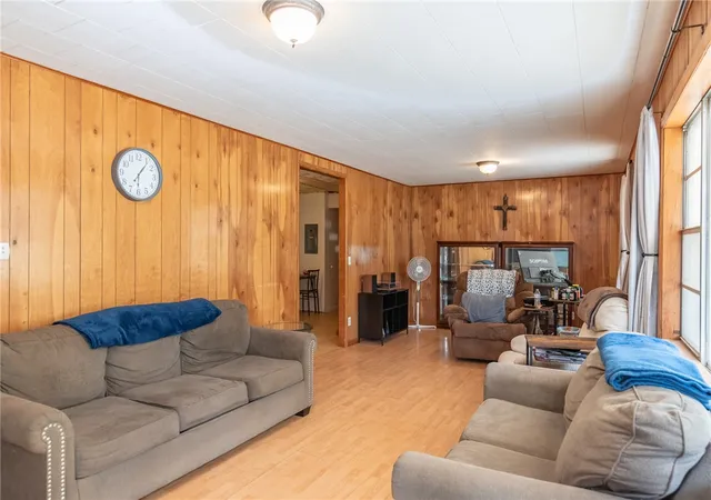 Photo 4 of Single family home for sale at 121 E Elm, Lead Hill, AR 72644 | MLS# 1341359 | Listing updated on 2026-08-31