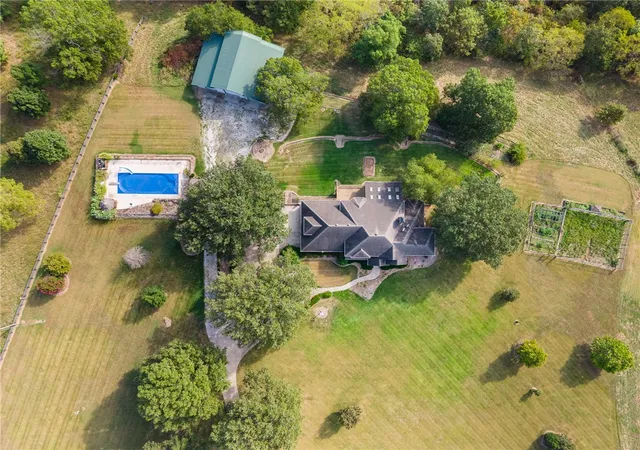 Photo 3 of Mansion for sale at 2734 Wolf Springs Rd, Harrison, AR 72601 | MLS# 1341239 | Listing updated on 2026-09-09