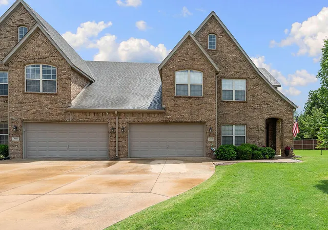 Photo 1 of Townhouse for sale at 4017 N Meadow View Dr, Fayetteville, AR 72703 | MLS# 1341484 | Listing updated on 2026-08-31