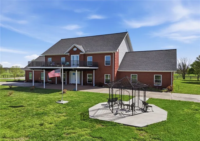 Photo 3 of Single family home for sale at 9447 Highway 143, Berryville, AR 72616 | MLS# 1342363 | Listing updated on 2026-08-31