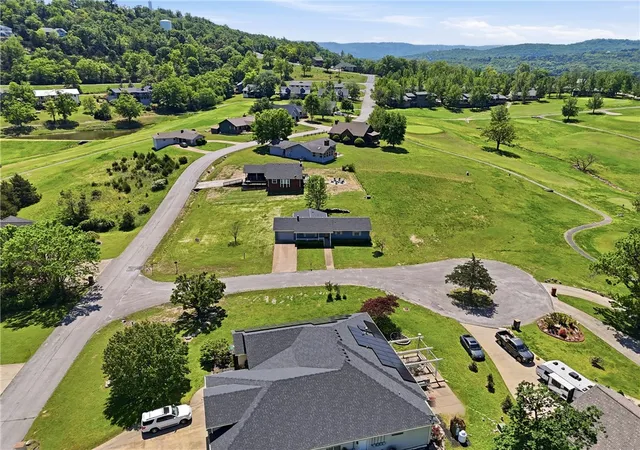 Photo 2 of Single family home for sale at 21 Appaloosa Dr, Holiday Island, AR 72631 | MLS# 1342915 | Listing updated on 2026-09-18
