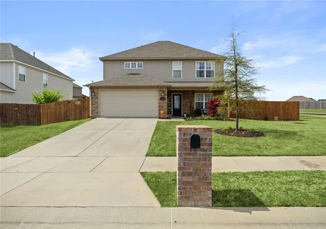 Photo 1 of Single family home for sale at 414 Driftwood St, Lowell, AR 72745 | MLS# 1342866 | Listing updated on 2026-09-13