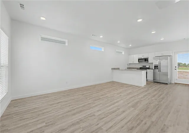 Photo 3 of Single family home for sale at 531 Solar St, Bentonville, AR 72713 | MLS# 1342981 | Listing updated on 2026-09-02
