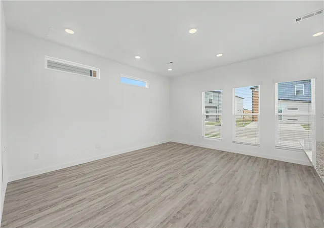 Photo 3 of Single family home for sale at 571 Solar St, Bentonville, AR 72713 | MLS# 1342997 | Listing updated on 2026-09-02
