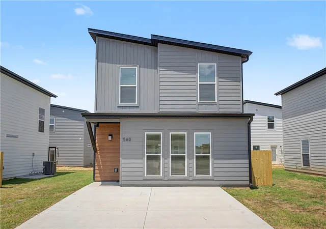 Photo 1 of Single family home for sale at 560 Solar St, Bentonville, AR 72713 | MLS# 1343019 | Listing updated on 2026-09-02