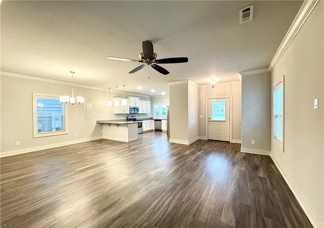 Photo 2 of Sale Pending at 905 Ne Heights Ln, Bentonville, AR 72712 | MLS# 1342977 | Listing updated on 2026-09-12