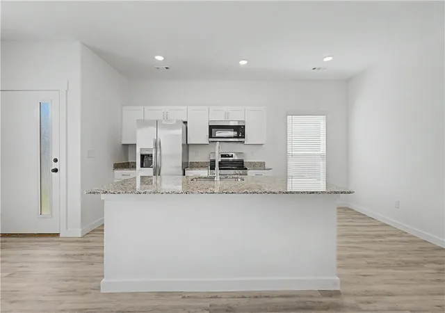 Photo 4 of Single family home for sale at 530 Solar St, Bentonville, AR 72713 | MLS# 1343028 | Listing updated on 2026-09-02