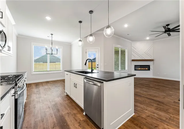 Photo 4 of Single family home for sale at 1808 Farmer St, Pea Ridge, AR 72751 | MLS# 1343474 | Listing updated on 2026-10-05