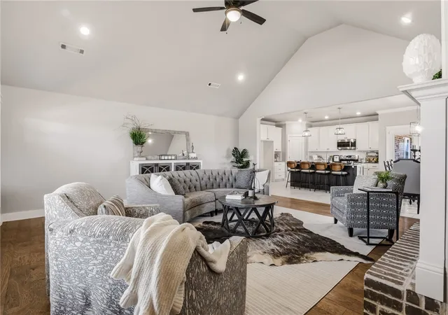 Photo 3 of Single family home for sale at 70 E Loveland Loop, Farmington, AR 72730 | MLS# 1343156 | Listing updated on 2026-09-20