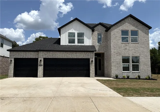 Photo 1 of Sale Pending at 2454 N Crocus Manor, Fayetteville, AR 72704 | MLS# 1343896 | Listing updated on 2026-09-02