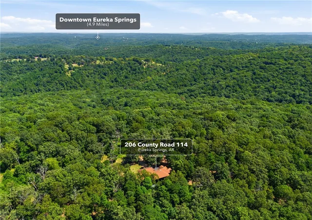 Photo 3 of Single family home for sale at 206 County Rd 114, Eureka Springs, AR 72632 | MLS# 1343714 | Listing updated on 2026-09-13