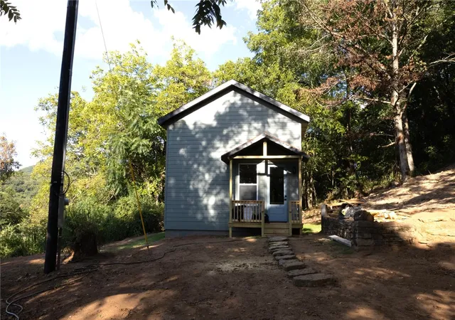 Photo 2 of Single family home for sale at 10669 Highway 16, Combs, AR 72721 | MLS# 1344076 | Listing updated on 2026-10-05