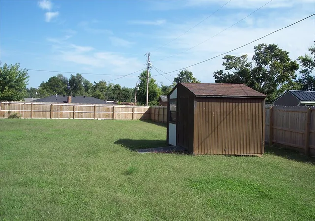Photo 3 of Single family home for sale at 1538 S Heritage Cir, Rogers, AR 72758 | MLS# 1344205 | Listing updated on 2026-09-02