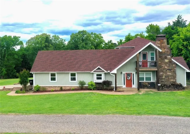 Photo 1 of Single family home for sale at 985 Gravel Hl Rd, Dover, AR 72837 | MLS# 1344556 | Listing updated on 2026-09-02
