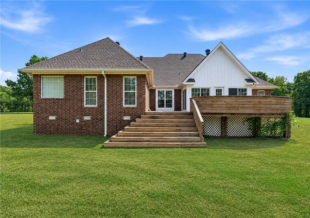 Photo 4 of Single family home for sale at 4242 Nc 7995, Ozone, AR 72854 | MLS# 1344290 | Listing updated on 2026-09-04