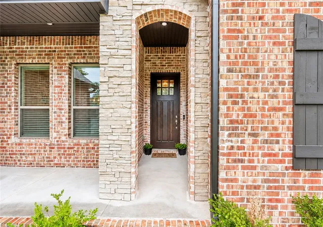 Photo 2 of Single family home for sale at 5219 Joe Ln, Rogers, AR 72756 | MLS# 1345094 | Listing updated on 2026-09-30