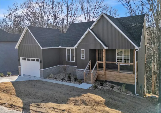 Photo 2 of Single family home for sale at 20 Marionet Ln, Bella Vista, AR 72714 | MLS# 1345153 | Listing updated on 2026-08-29