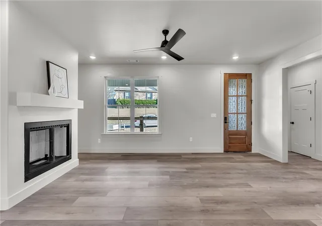 Photo 3 of Single family home for sale at 20 Marionet Ln, Bella Vista, AR 72714 | MLS# 1345153 | Listing updated on 2026-08-29
