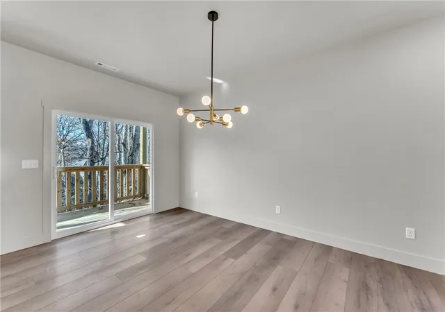 Photo 4 of Single family home for sale at 20 Marionet Ln, Bella Vista, AR 72714 | MLS# 1345153 | Listing updated on 2026-08-29