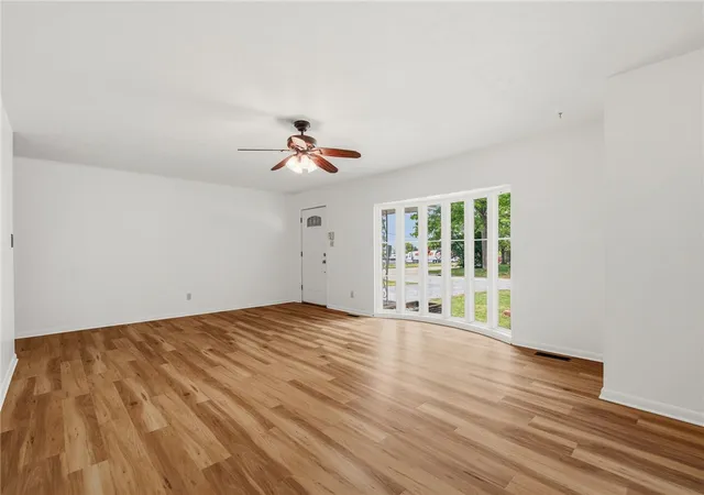 Photo 1 of Sale Pending at 420 W Eliff St, Siloam Springs, AR 72761 | MLS# 1345339 | Listing updated on 2026-09-01