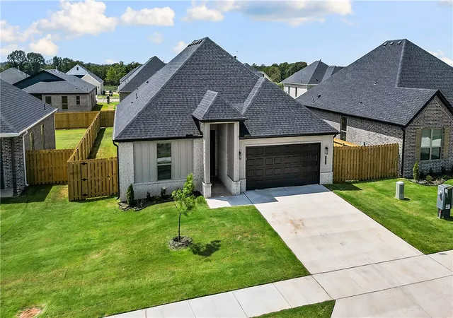 Photo 2 of Single family home for sale at 1805 Hagerty St, Pea Ridge, AR 72751 | MLS# 1345620 | Listing updated on 2026-10-05