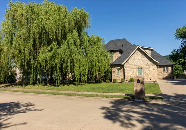 Photo 2 of Single family home for sale at 11530 Frisco Dr, Farmington, AR 72730 | MLS# 1347113 | Listing updated on 2026-08-31