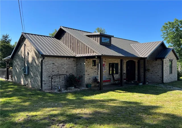 Photo 3 of Single family home for sale at 14295 Denver Rd, Omaha, AR 72662 | MLS# 1347249 | Listing updated on 2026-09-04