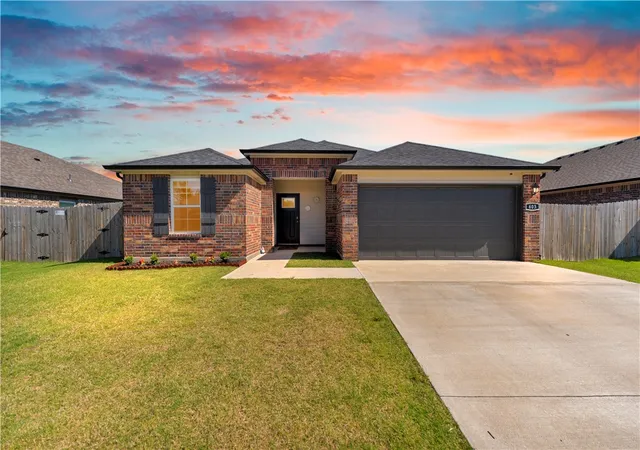 Photo 1 of Sale Pending at 603 W Cattleman Ct, Siloam Springs, AR 72761 | MLS# 1345124 | Listing updated on 2026-08-31