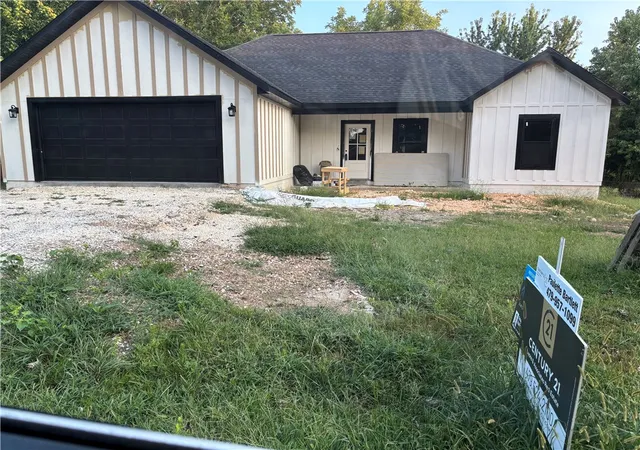 Photo 2 of Single family home for sale at 308 Shady St, Lincoln, AR 72744 | MLS# 1347484 | Listing updated on 2026-09-10