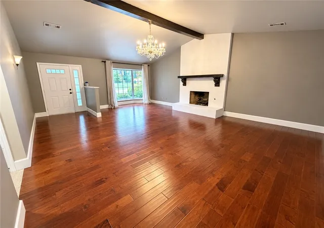 Photo 3 of Sale Pending at 2560 Orchard Hl Rd, Siloam Springs, AR 72761 | MLS# 1347625 | Listing updated on 2026-10-20