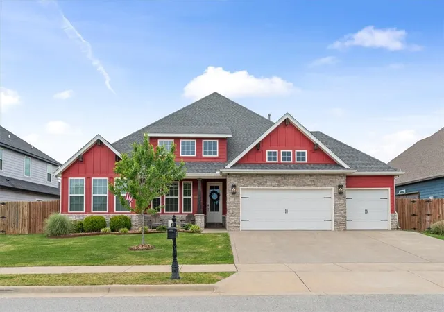 Photo 1 of Single family home for sale at 980 Silver Maple St, Centerton, AR 72719 | MLS# 1347434 | Listing updated on 2026-09-02