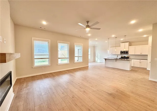 Photo 3 of Single family home for sale at 6007 Sw Messenger Ave, Bentonville, AR 72713 | MLS# 1347902 | Listing updated on 2026-10-21