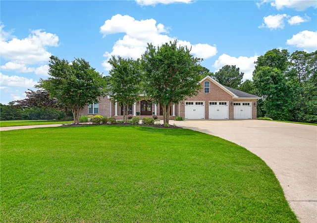 Photo 3 of Single family home for sale at 21249 Abberley Ln, Siloam Springs, AR 72761 | MLS# 1346914 | Listing updated on 2026-09-05