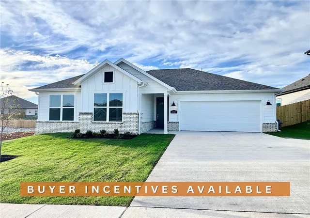 Photo 1 of Single family home for sale at 6007 Sw Omaha Ave, Bentonville, AR 72713 | MLS# 1347944 | Listing updated on 2026-10-21