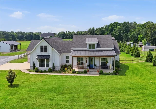 Photo 1 of Single family home for sale at 13885 N Mount Olive Rd, Gravette, AR 72736 | MLS# 1347981 | Listing updated on 2026-09-20