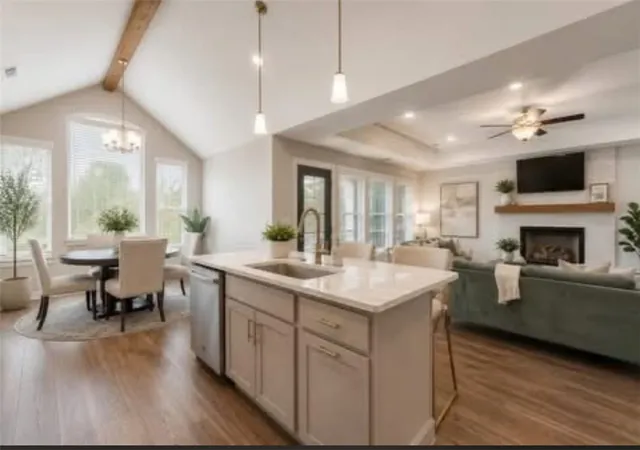 Photo 3 of Single family home for sale at 3 Mccoy Cir, Bella Vista, AR 72715 | MLS# 1348083 | Listing updated on 2026-09-07