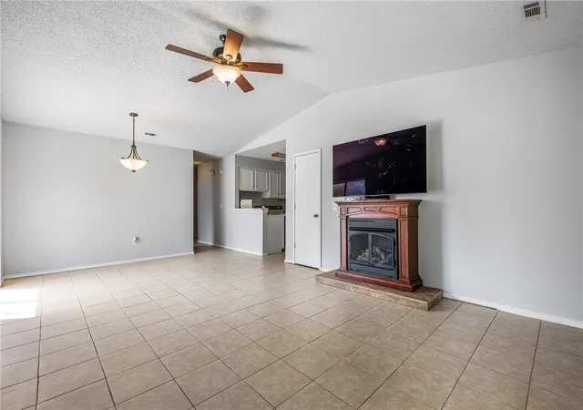 Photo 4 of Single family home for sale at 4031 Old Missouri Rd, Fayetteville, AR 72703 | MLS# 1348438 | Listing updated on 2026-09-04