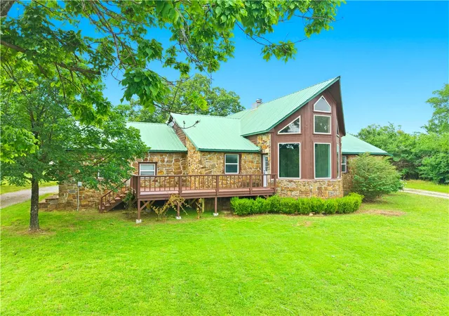 Photo 3 of Sale Pending at 18184 Levi Mountain Rd, Park Hill, OK 74451 | MLS# 1348120 | Listing updated on 2026-09-08