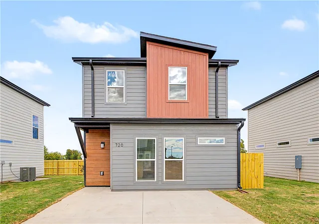 Photo 1 of Single family home for sale at 720 Discovery Ave, Centerton, AR 72713 | MLS# 1348468 | Listing updated on 2026-10-21
